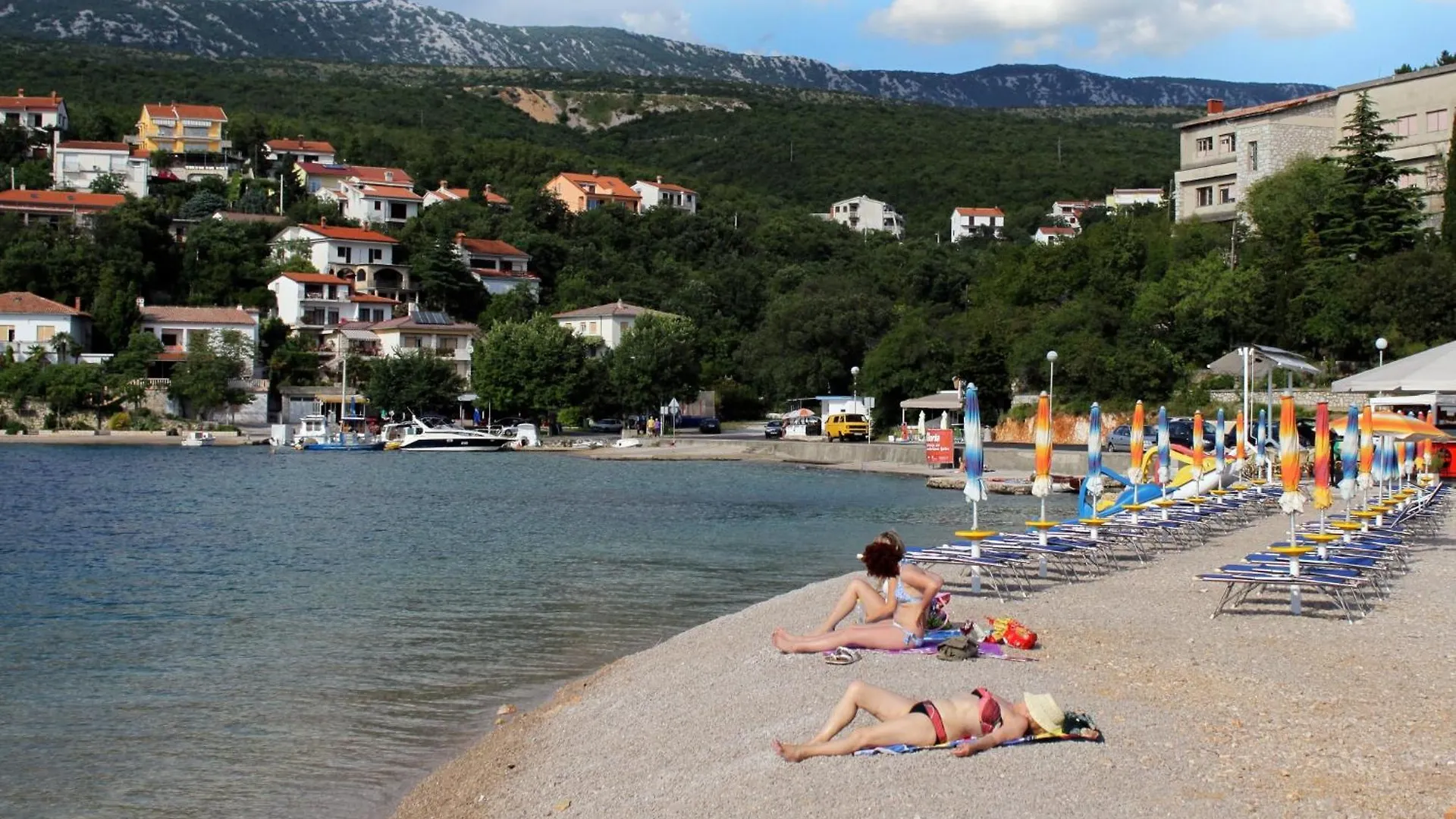Apartments With A Parking Space Jadranovo, Crikvenica - 23436 Croatia