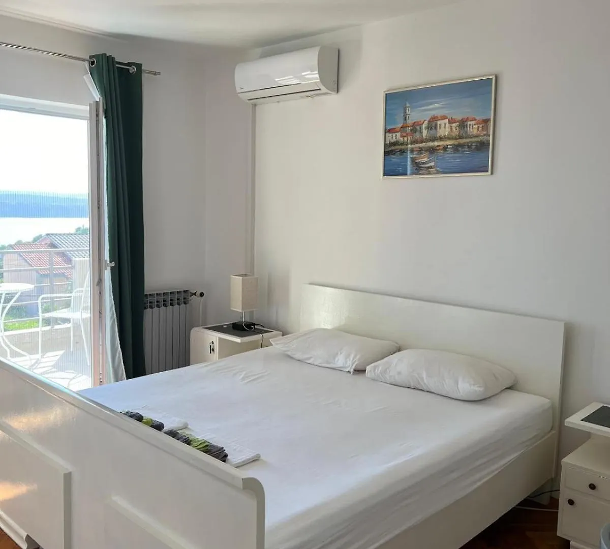 Apartments With A Parking Space Jadranovo, Crikvenica - 23436