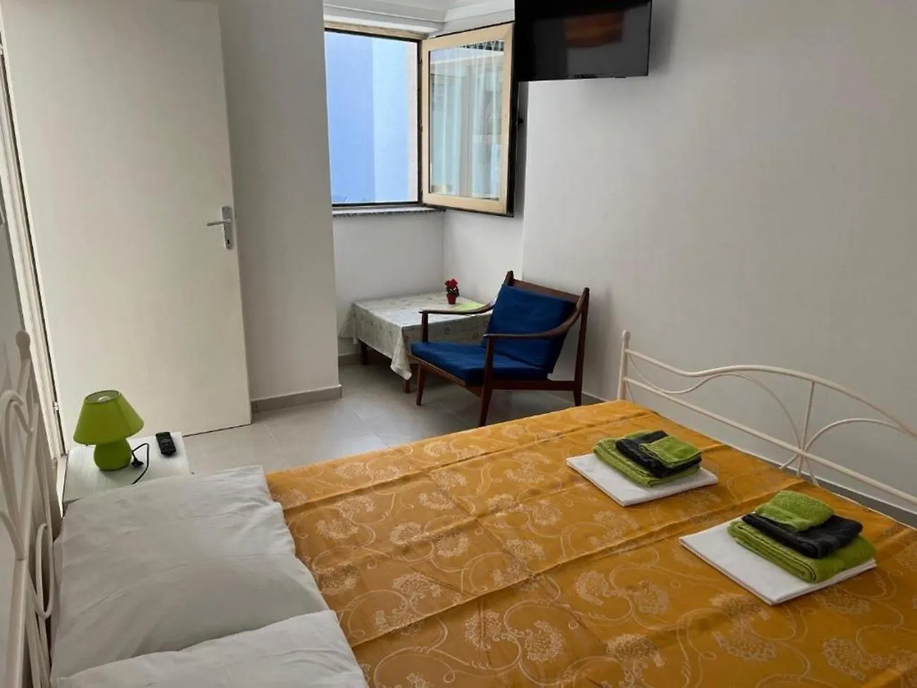 Apartments With A Parking Space Jadranovo, Crikvenica - 23436 Croatia