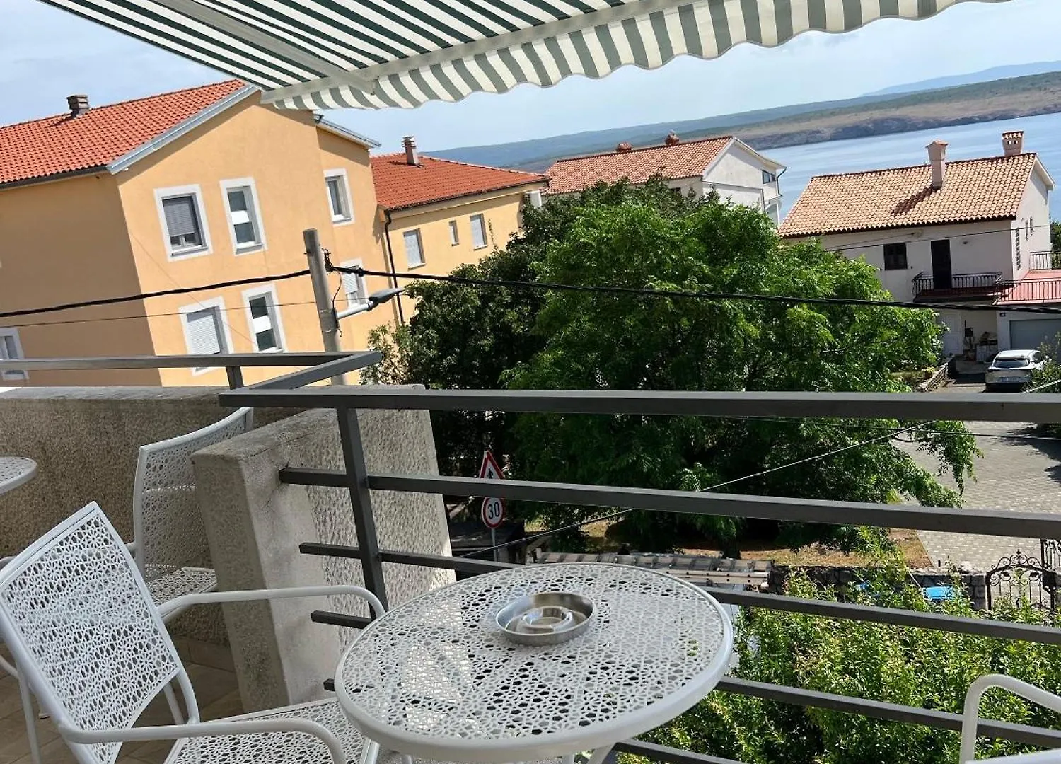 Apartments With A Parking Space Jadranovo, Crikvenica - 23436  Jadranovo
